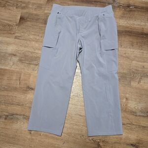 Eddie Bauer Women's Gray Capri Pants Size 16 Stretch